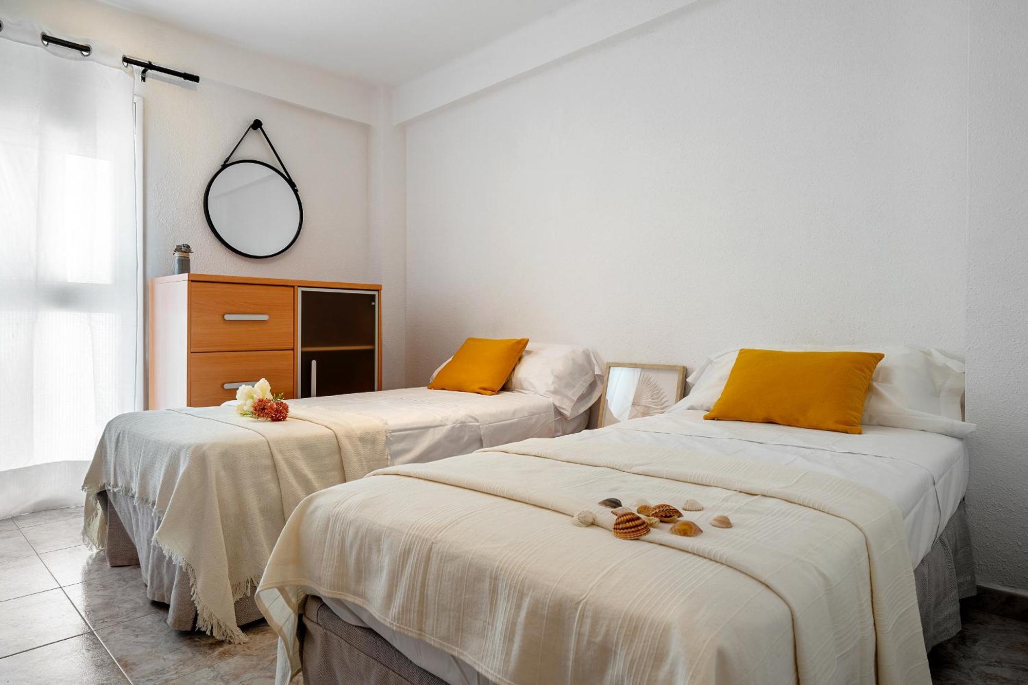 Alea Rentals - Altamira Ла-Пинеда Экстерьер фото