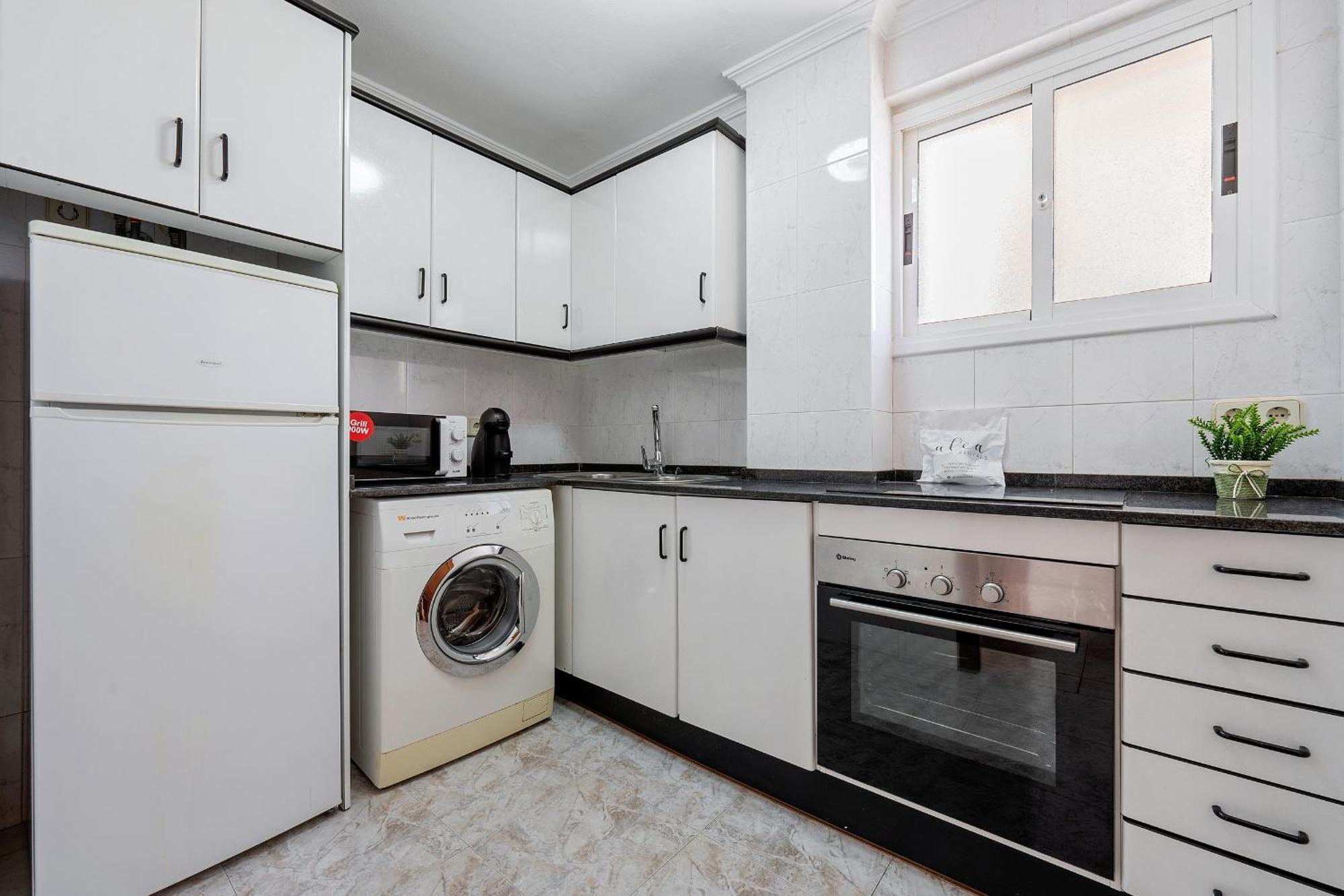 Alea Rentals - Altamira Ла-Пинеда Экстерьер фото